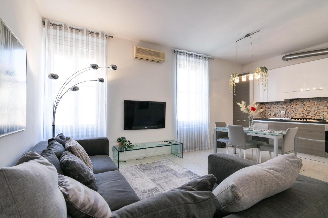 Appartamento Primopiano - Battaglia A Milano Esterno foto