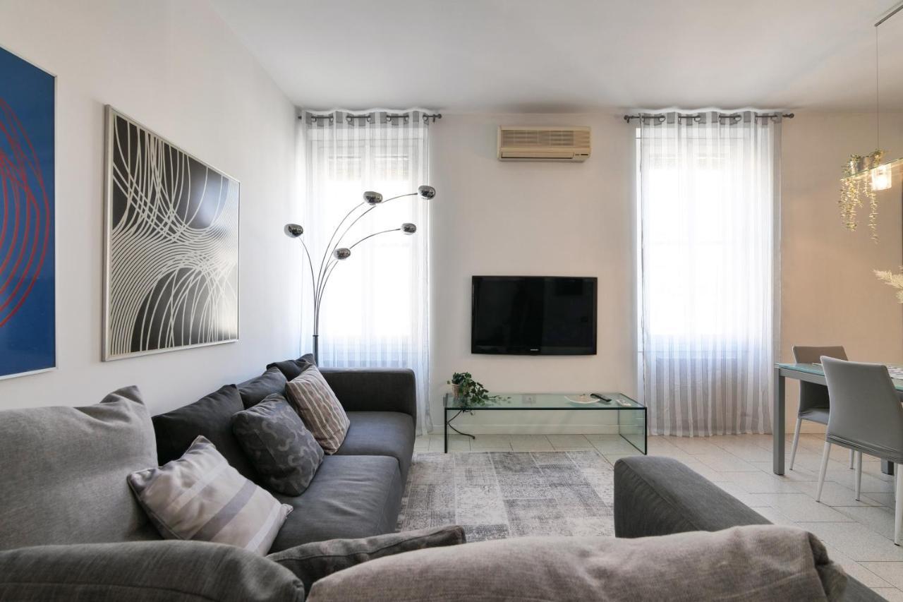 Appartamento Primopiano - Battaglia A Milano Esterno foto