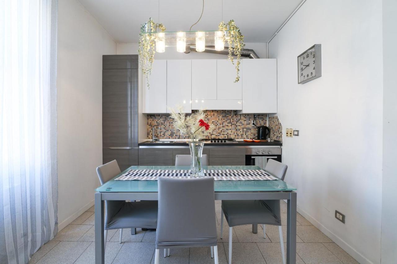 Appartamento Primopiano - Battaglia A Milano Esterno foto