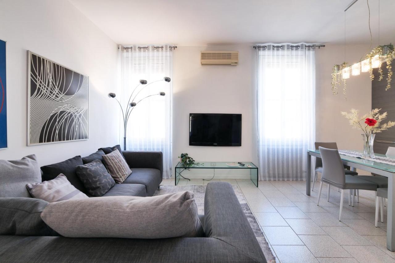 Appartamento Primopiano - Battaglia A Milano Esterno foto