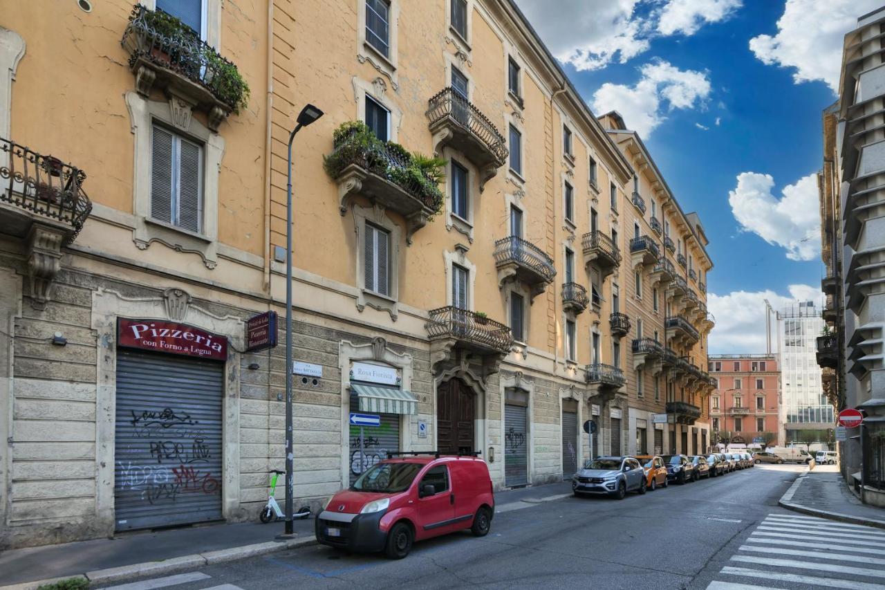 Appartamento Primopiano - Battaglia A Milano Esterno foto